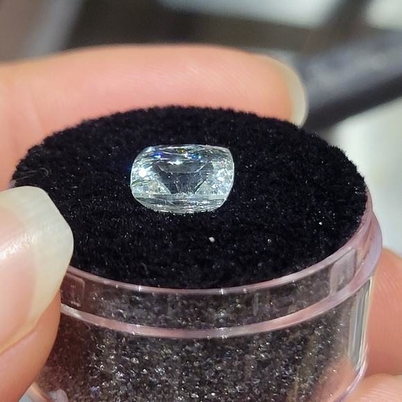 Stunning Antique Cushion Cut Natural Aquamarine - Picture 3 of 7